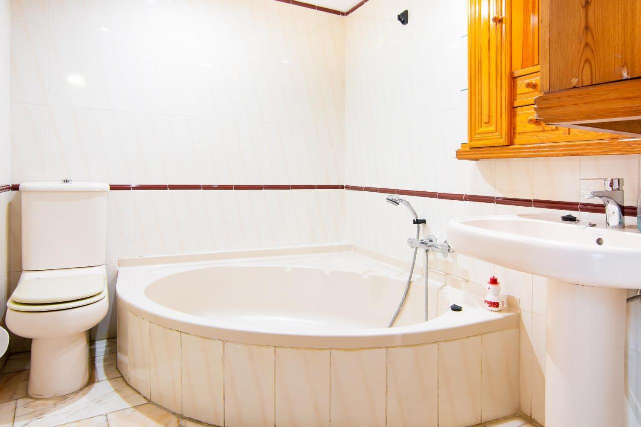 Casa Lola Centro De * Nerja